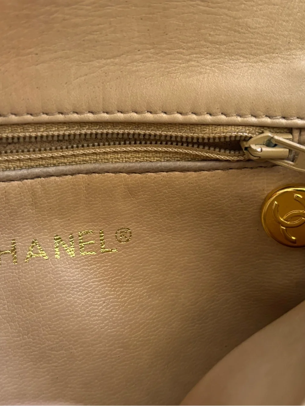 Authentic CHANEL vintage 1980s mini beige lambskin leather bum belt bag 75cm